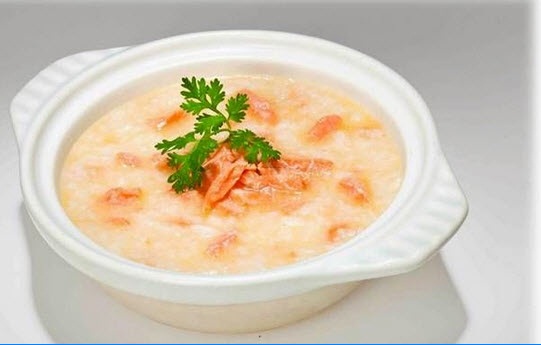 cách làm súp cá hồi bí đỏ